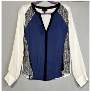 Worthington Blue and White Button Down Shirt